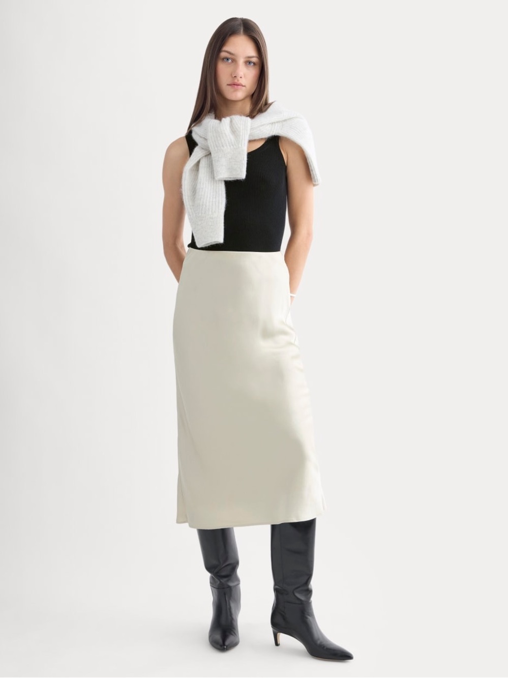 Everlane Slip Skirt in Silk Charmeuse Peyote Size 2 NWT Bias Cut Midi